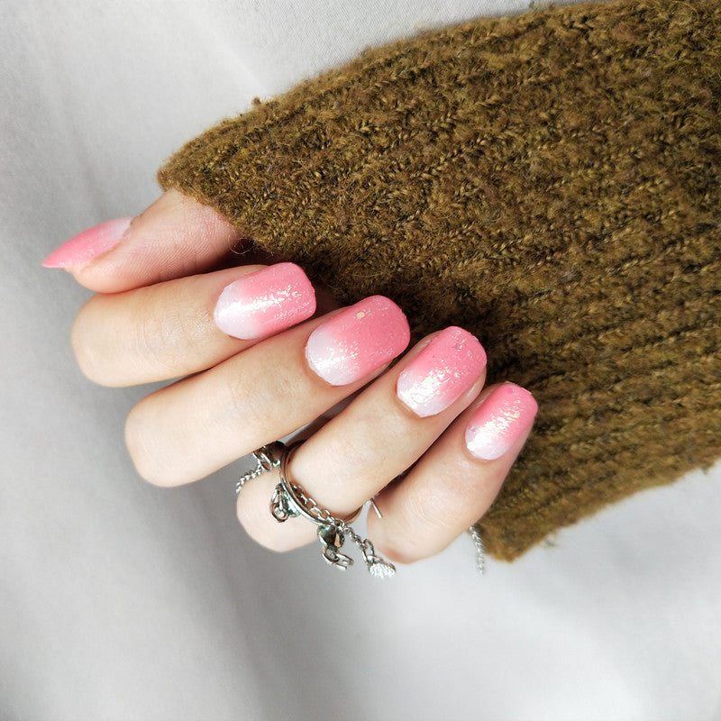 Glittering Press-On Nail Art Set