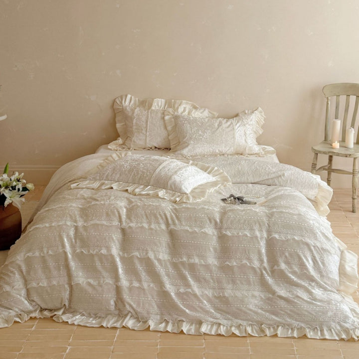 Velvet Bedding Set with Ruffles and Lace Trim