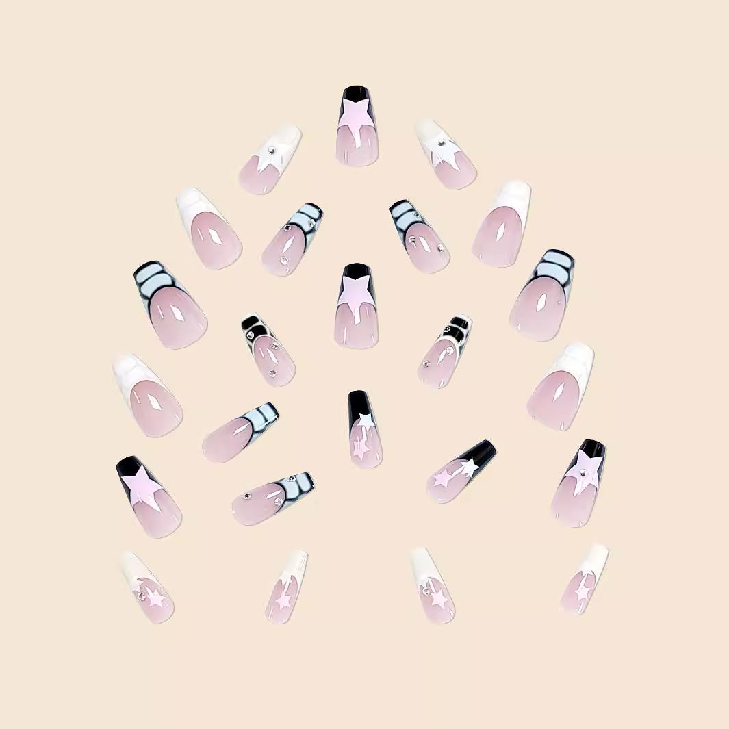 3D Artistic Nail Enhancements
