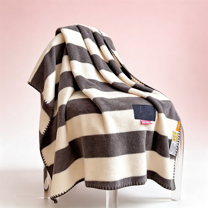 Polka Dot Fleece Throw Blanket