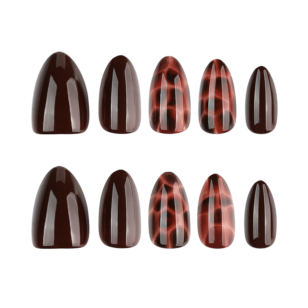 Artful Nail Art with Modern Design Kalsten