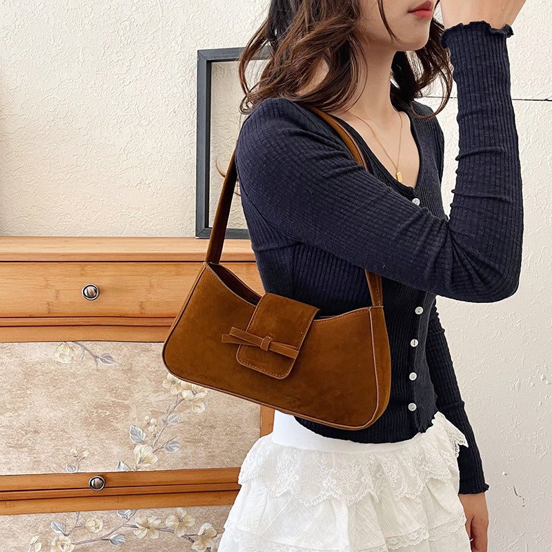 Elegant Bow-Detail Velvet Handbag Kalsten
