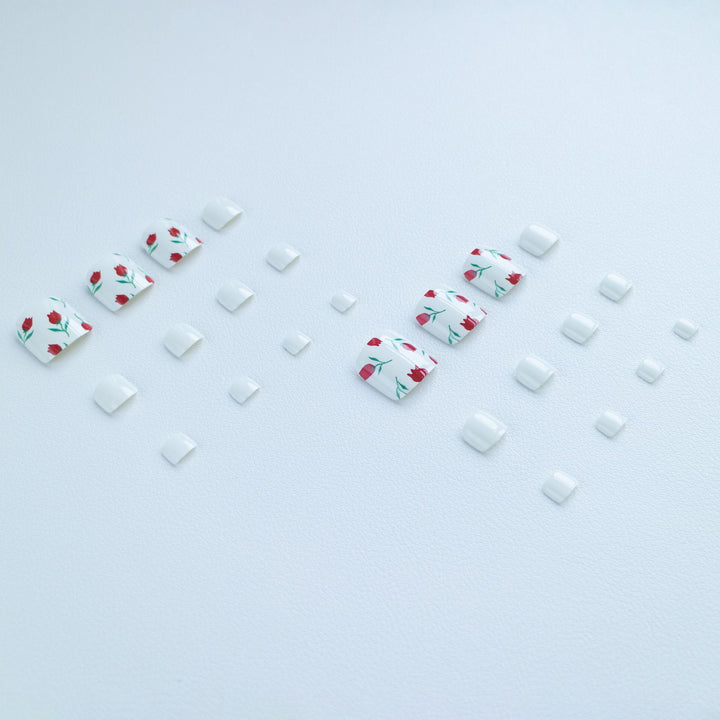 Floral Patterned Pedicure Nail Art