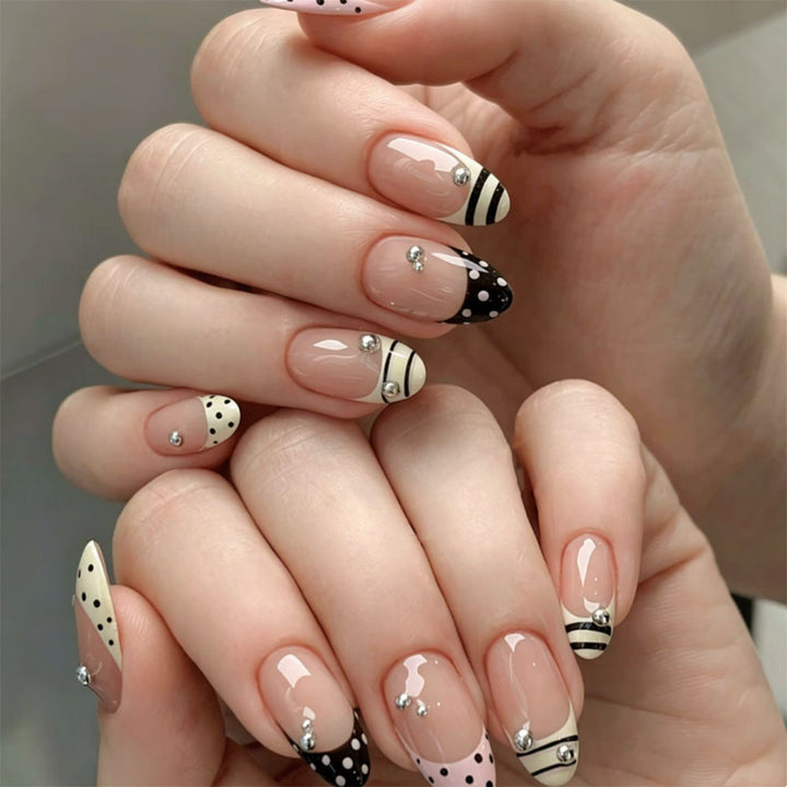 Decorative Press-On Nail Set with Unique Art Design