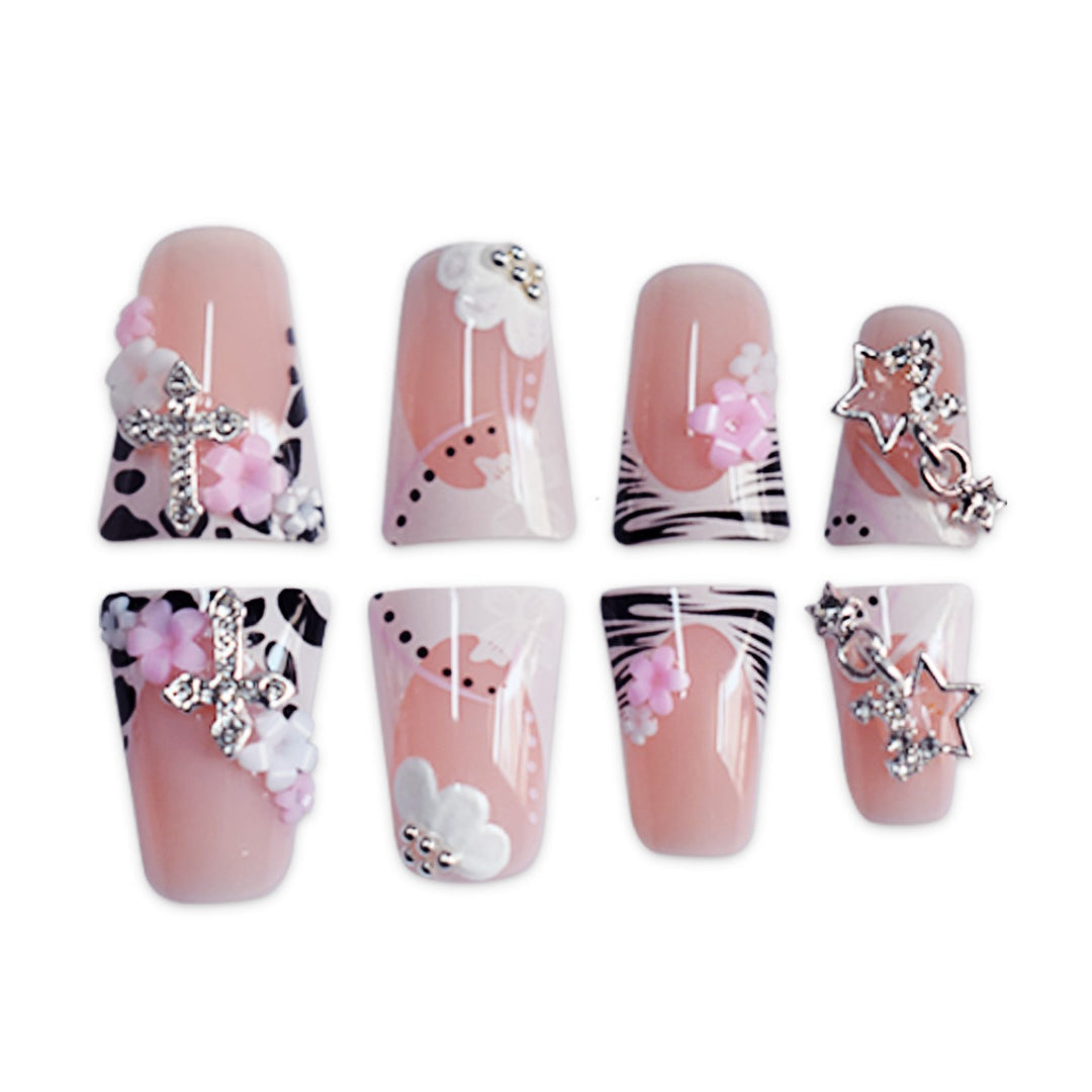 Artistic Nail Art Kalsten