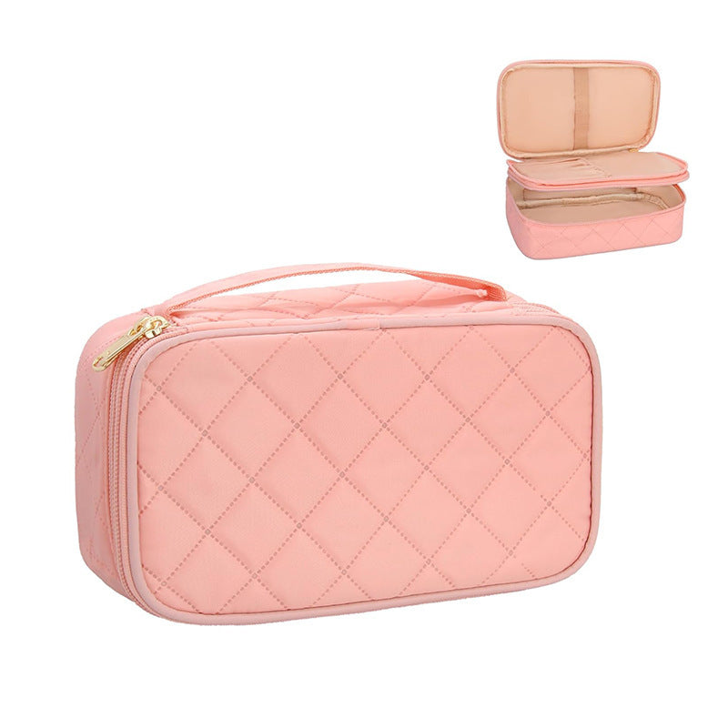 Cosmetic storage bag with elegant quilted pattern Kalsten