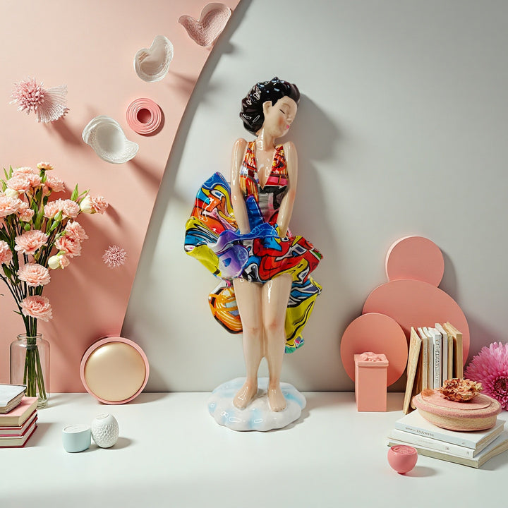 Artistic figure with beach design Kalsten
