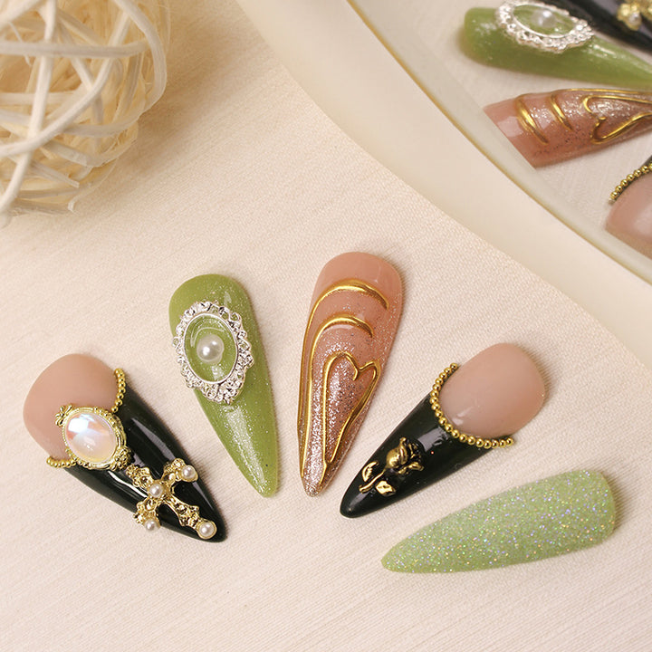 Artificial nail set with luxurious decorations Kalsten