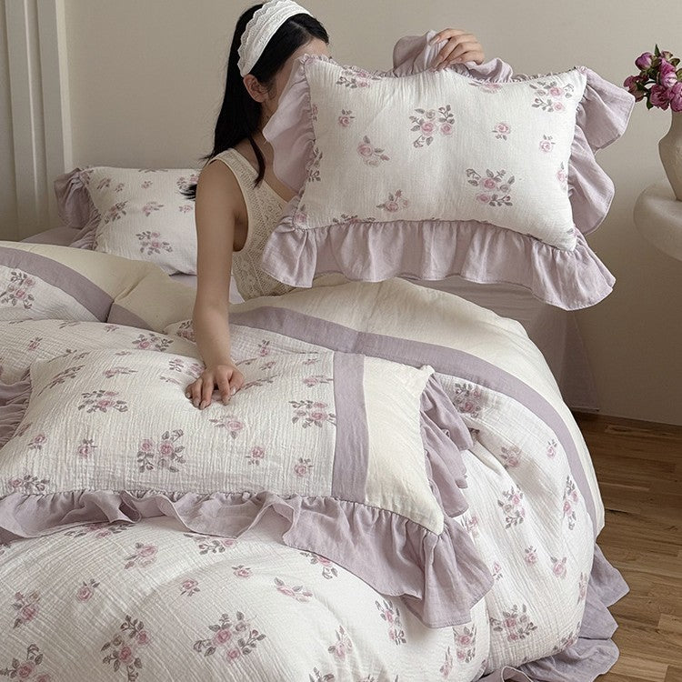 Romantic cotton gauze bed linen set with ruffle and vintage rose print