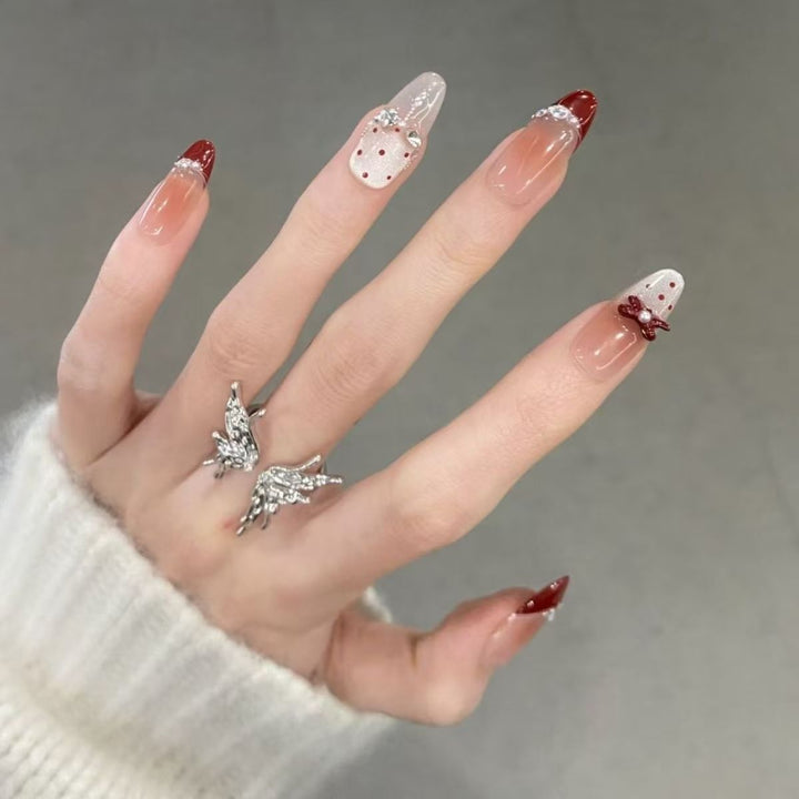 Artificial nails with elegant ombre look Kalsten