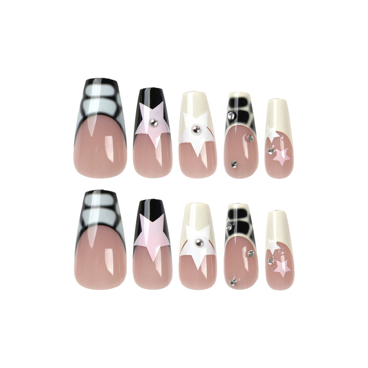 Creative Nail Art in Elegant Design Kalsten