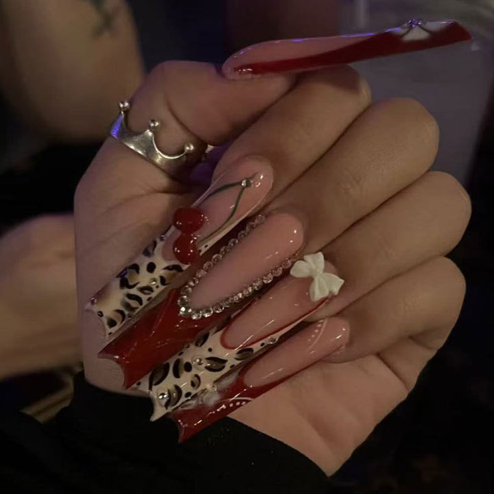Artistic Press-On Nail Set