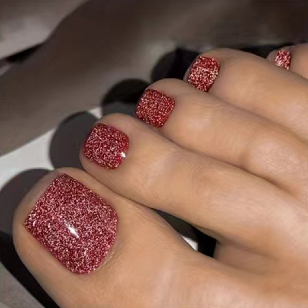 Glittering toenail art Kalsten