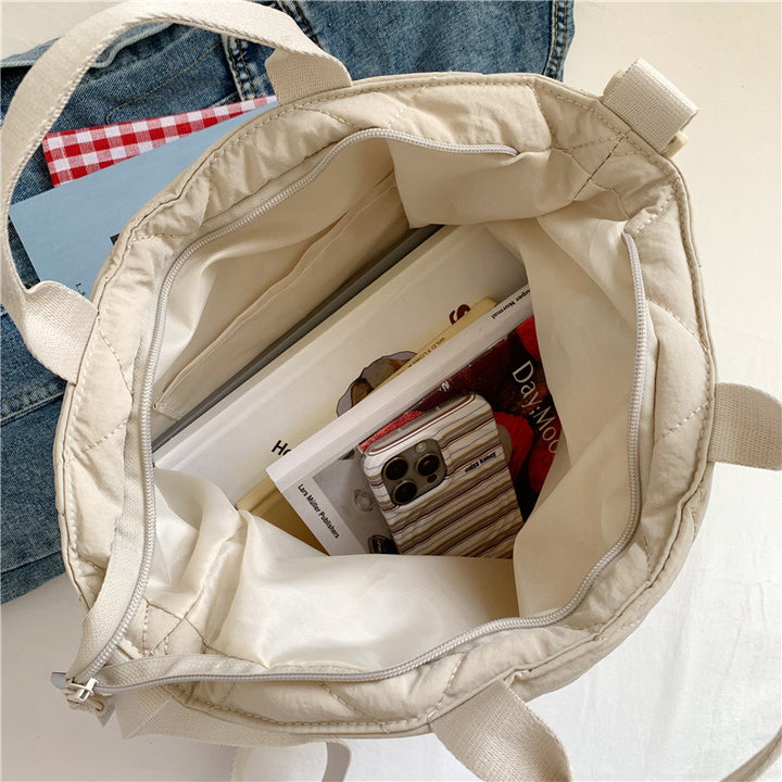 Functional and Cozy Tote Bag Kalsten