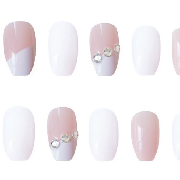 Elegant Press-On Nail Set with Decorative Floral Accents