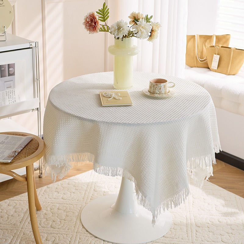Round Textured Waffle-Weave Fringe Tablecloth with Tassel Edge