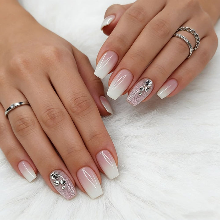 Elegant Press-On Nail Art Set with Rhinestone Accents