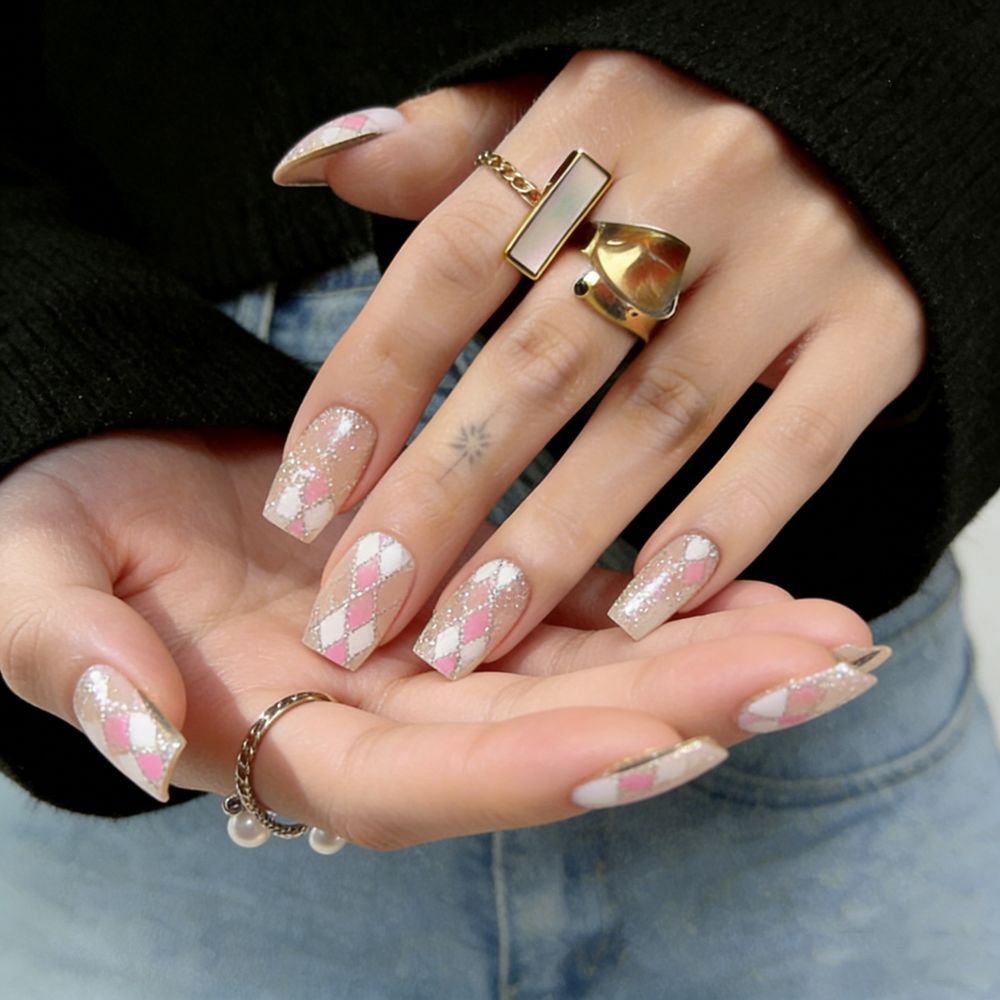 Stylish Graphic Press-On Nails