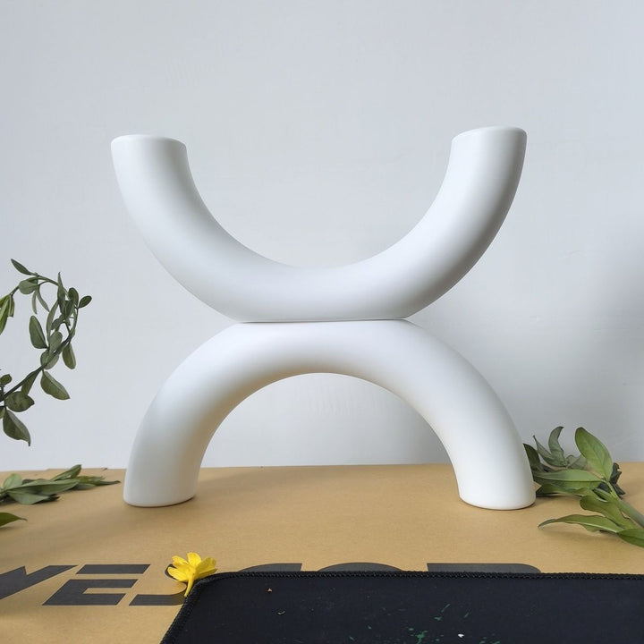 Contemporary Curved Flower Vase Kalsten