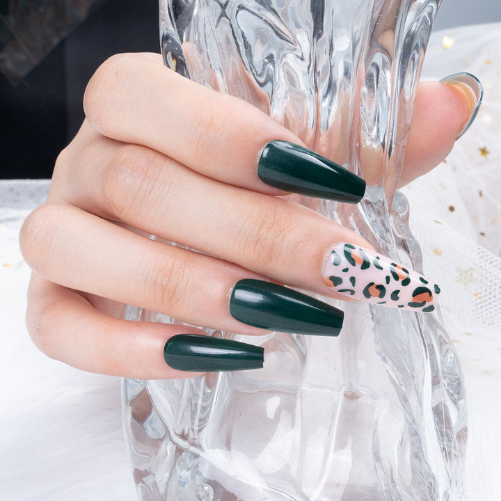 Stylish Press-On Nail Design