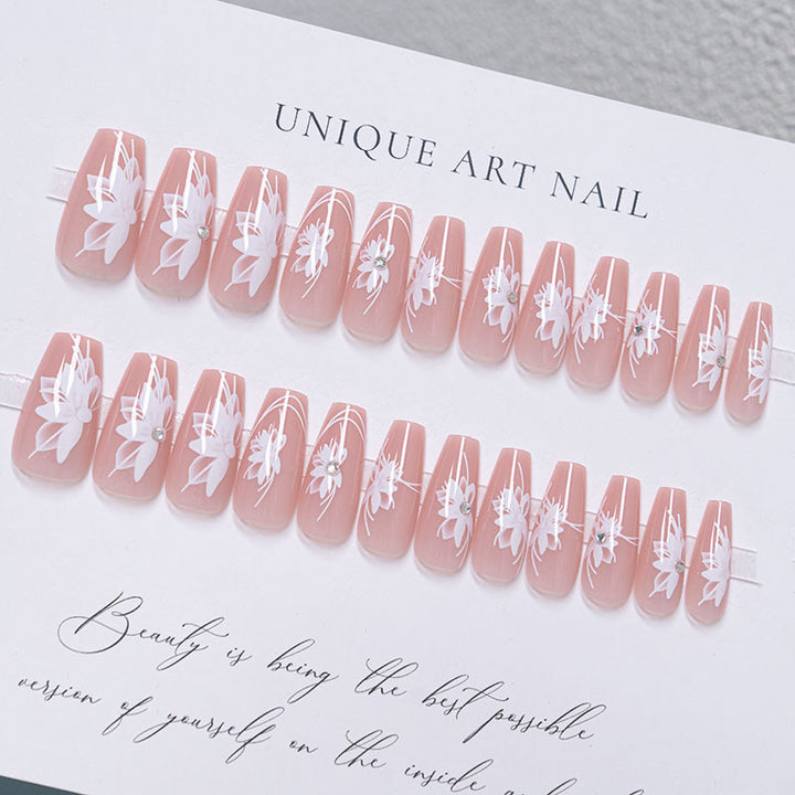 Elegant Floral Press-On Nail Art