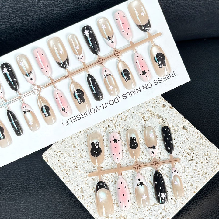 Artistic Press-On Nail Design Kalsten