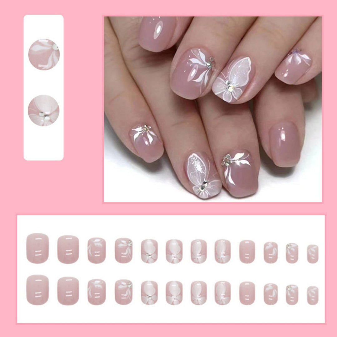 Artistic Butterfly-Inspired Nail Extensions Kalsten