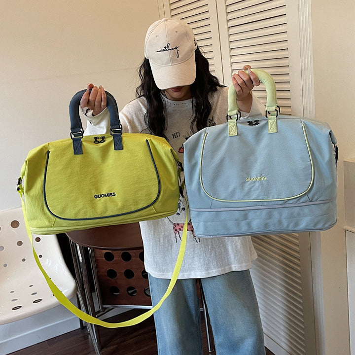 Lightweight Weekend Duffle Bag Kalsten
