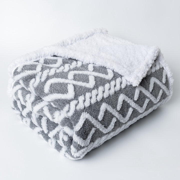 Women Cozy Reversible Blanket with Geometric Pattern Kalsten