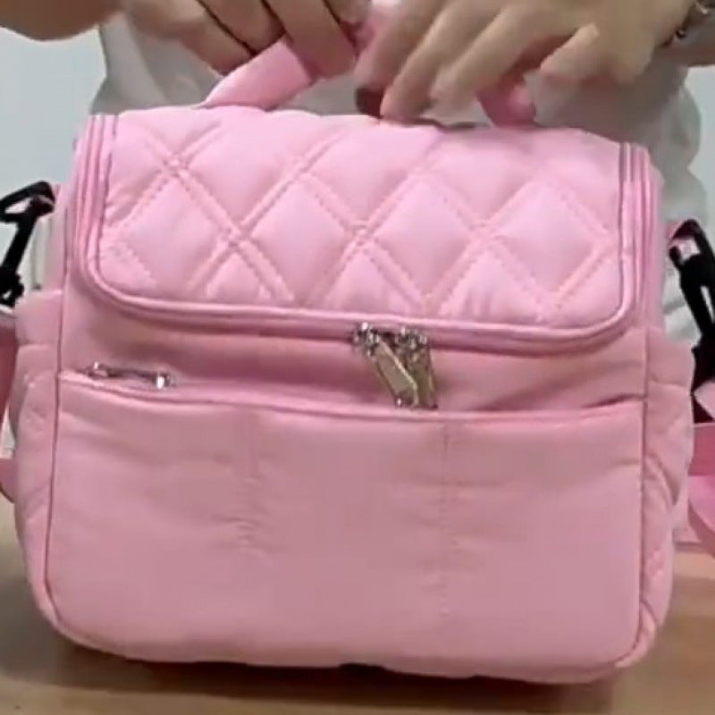 Stylish cosmetic bag with removable shoulder strap Kalsten