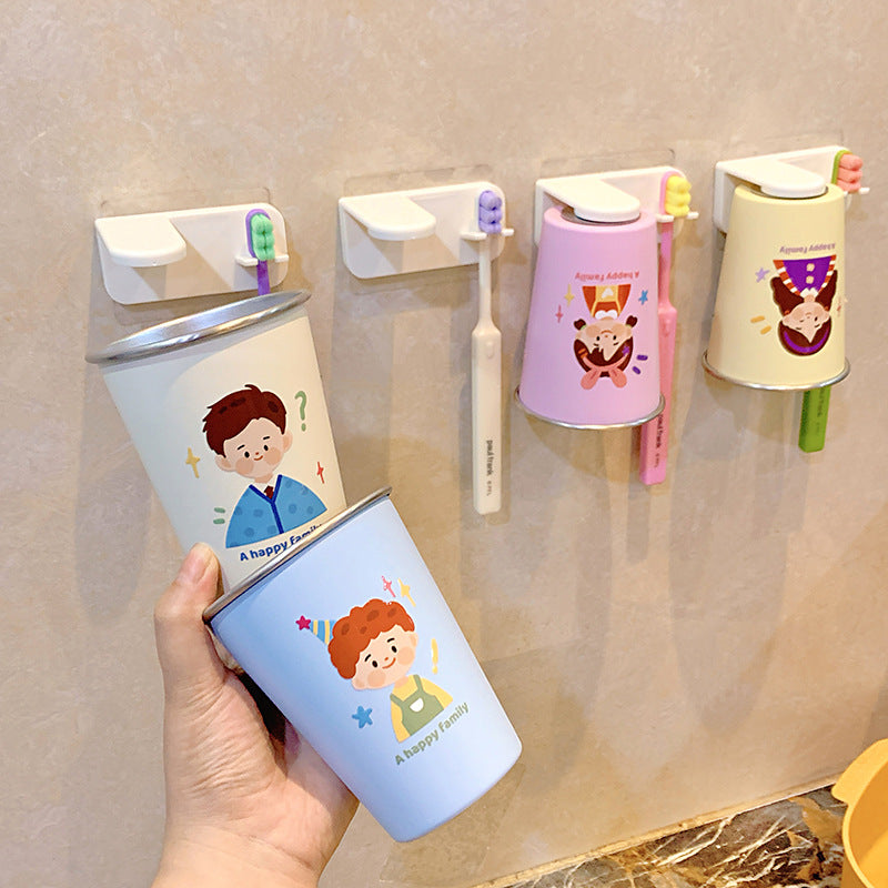 Wall-mounted toothbrush holder with playful animal design Kalsten