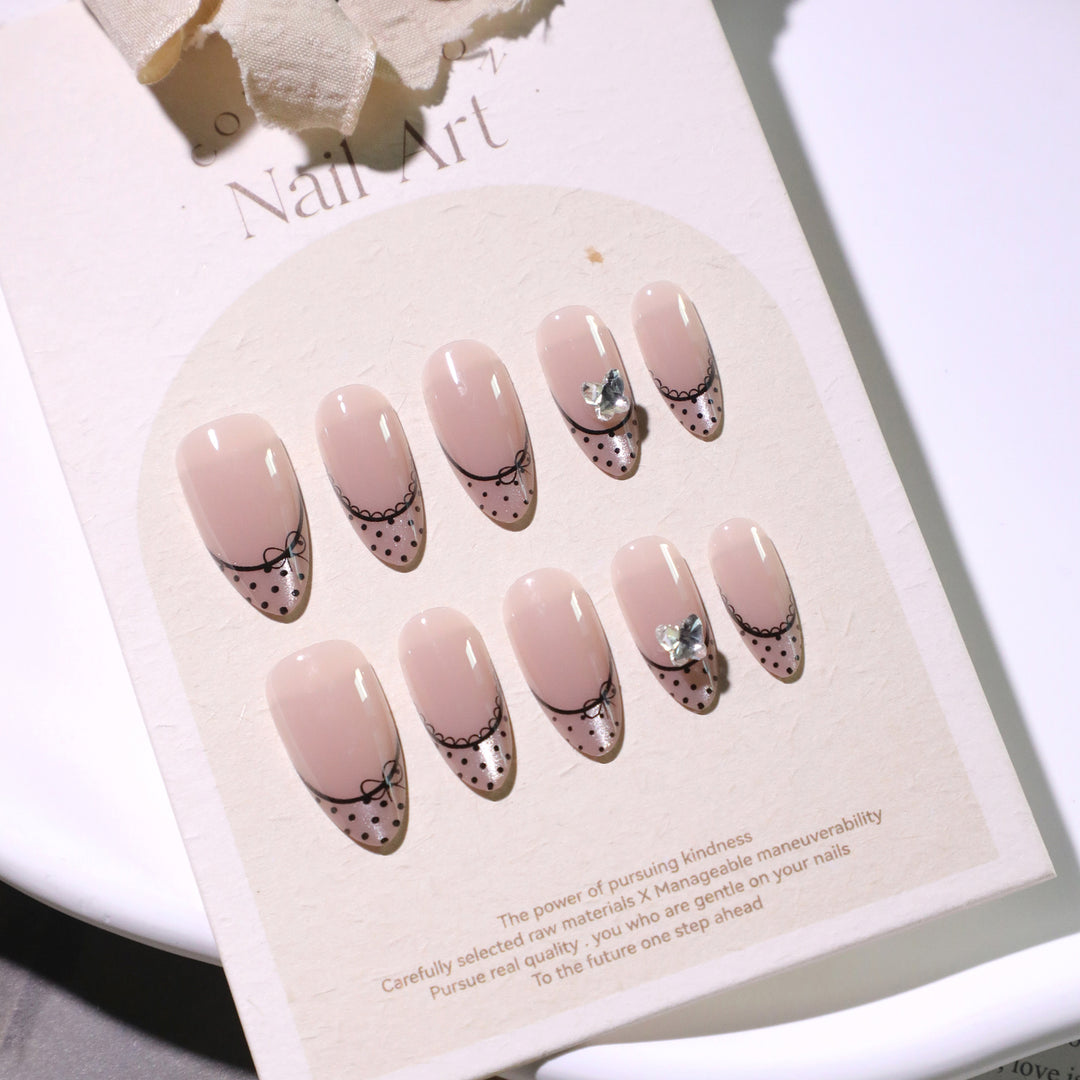 Elegant artificial nails with glitter and French design Kalsten