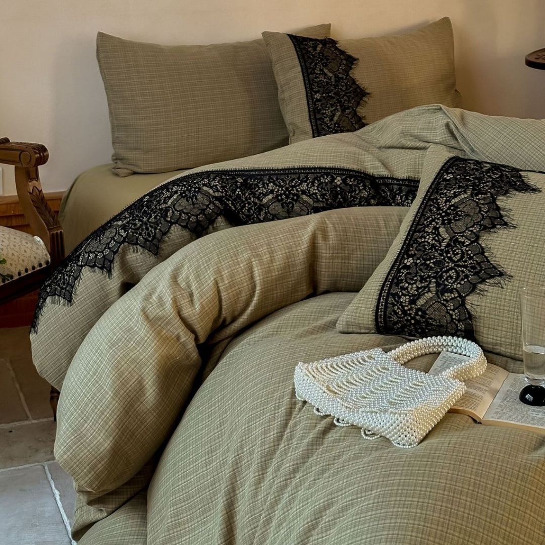 Bedding set in linen look with fine grid structure and decorative lace edge