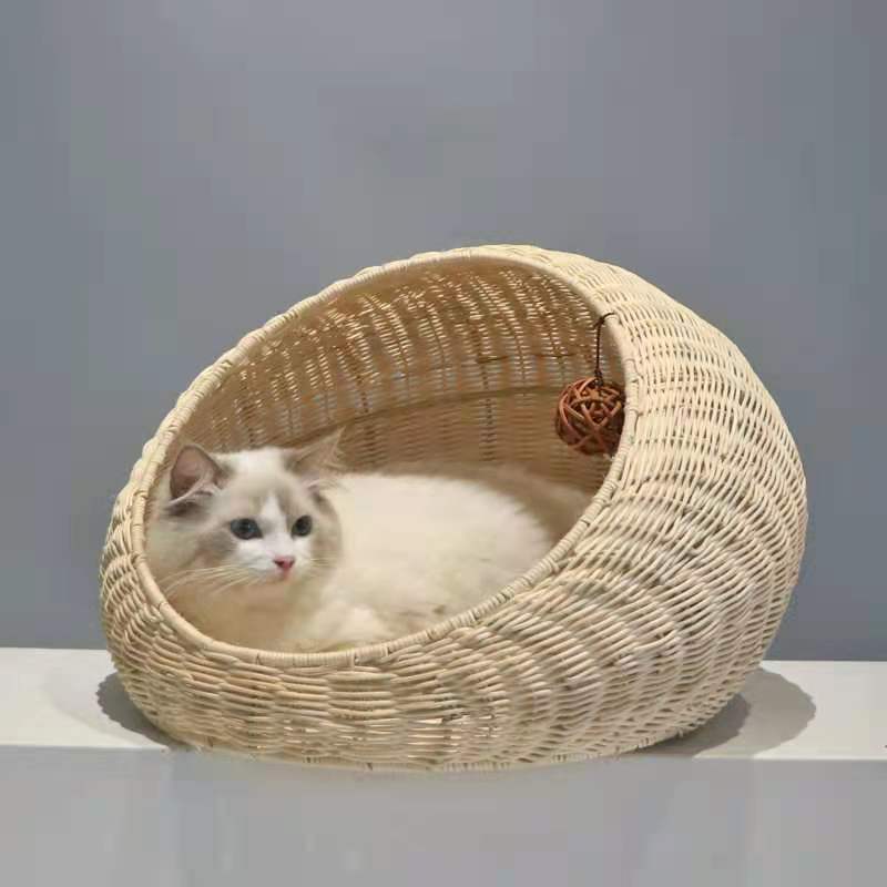 Cozy cat bed made of woven natural material Kalsten