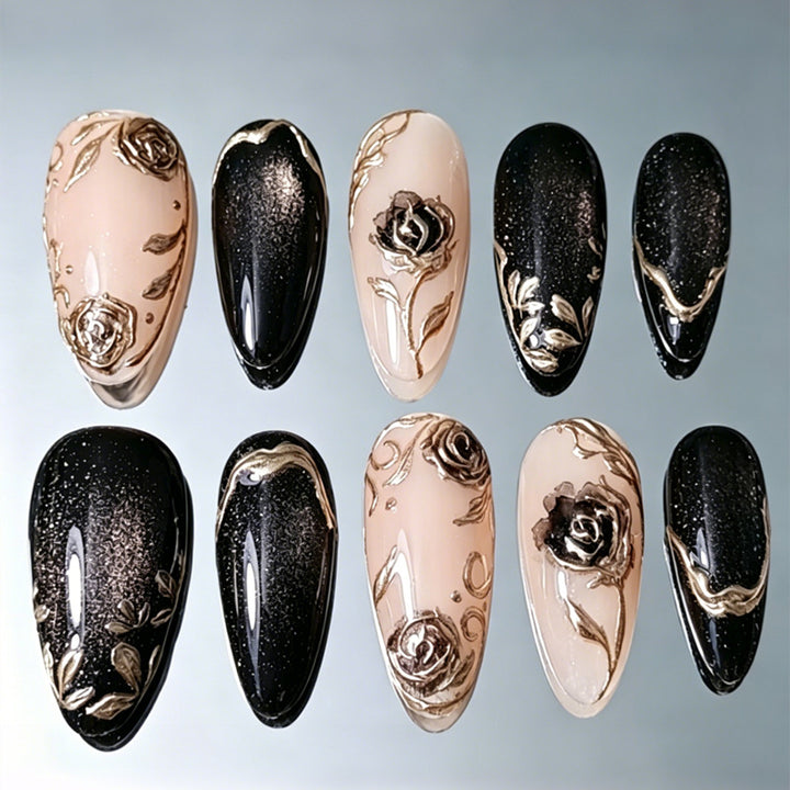 Nail set with elegant gold embellishments and original patterns Kalsten