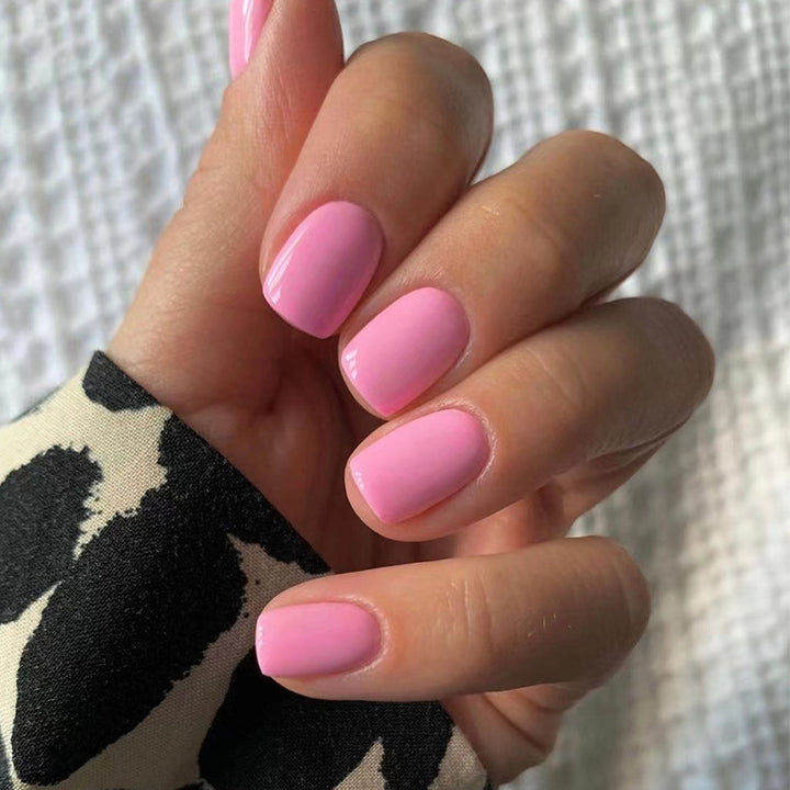 Creative Nail Art with Elegant High Gloss Finish Kalsten