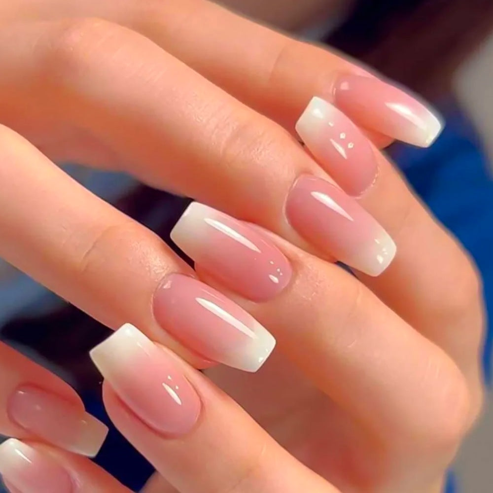 Festive Seasonal Nail Art Enhancements