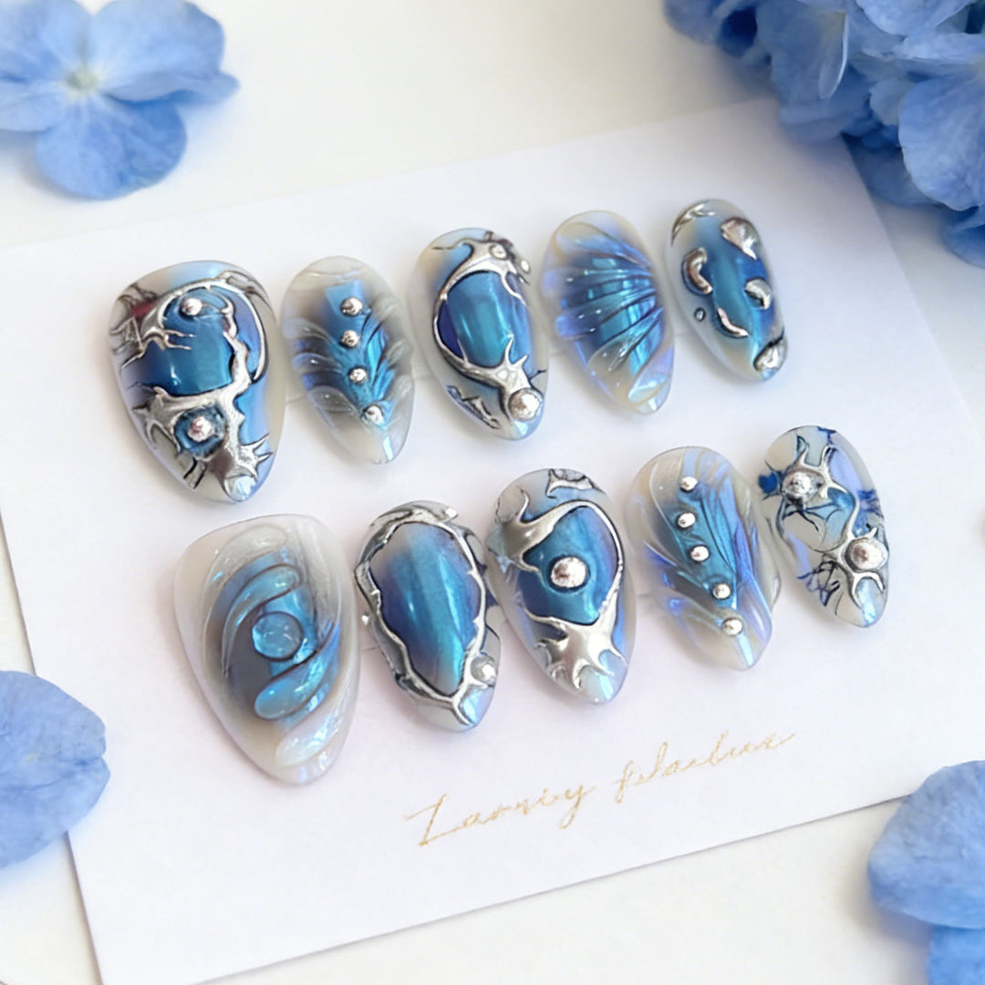Artistic Pearl-Embellished Press-On Nail Art Kalsten