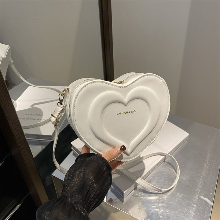 Heart-Shaped Crossbody Bag  1791040610