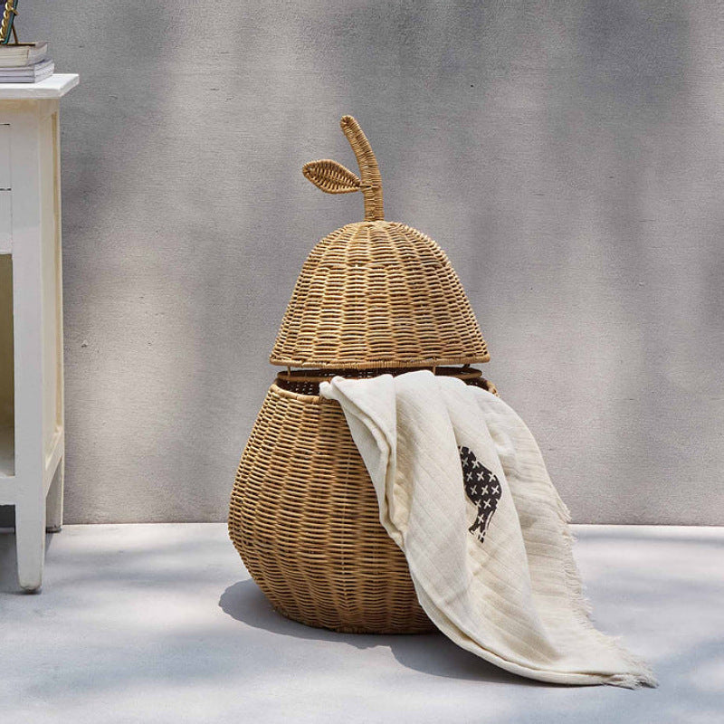 Playful decorative basket in pear shape Kalsten