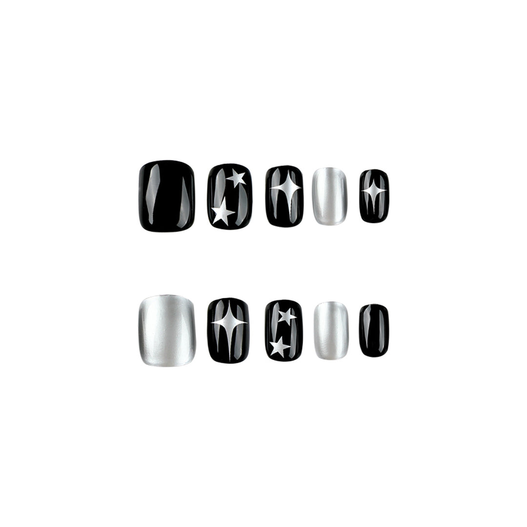Artful Nail Art with Metallic and Star Motifs Kalsten