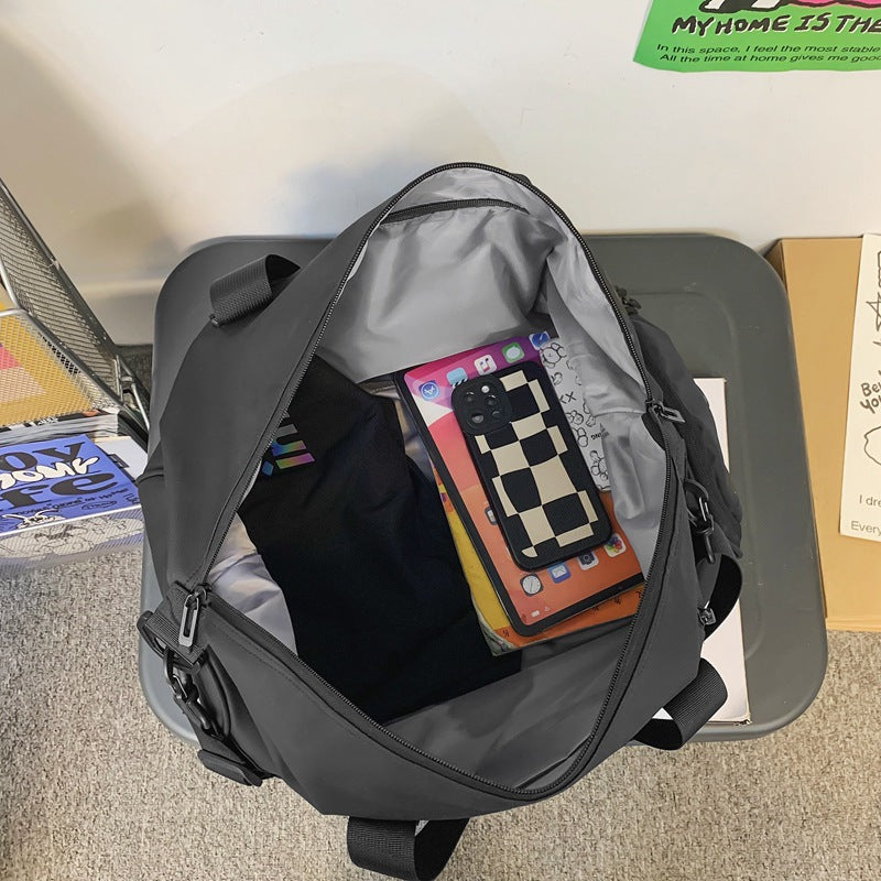 Sporty Travel Bag in Modern Design Kalsten