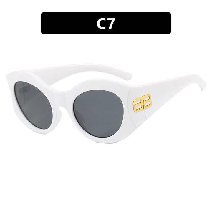 Ladies stylish Cat-Eye sunglasses with high-gloss design and protective lenses Kalsten