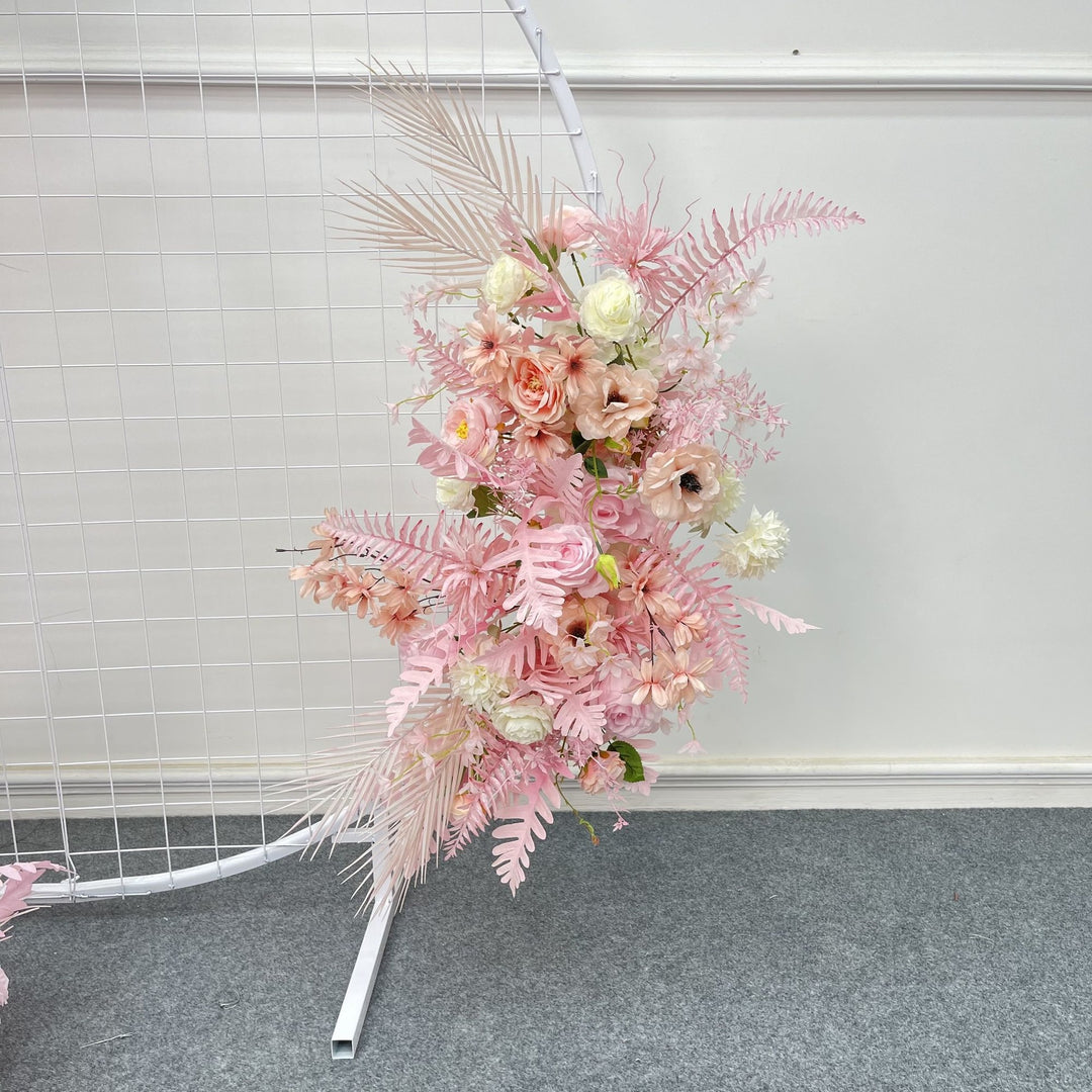 Autumn-Themed Decorative Floral Garland