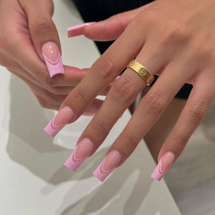 Glamorous Glittery Stiletto Press-On Nails Kalsten