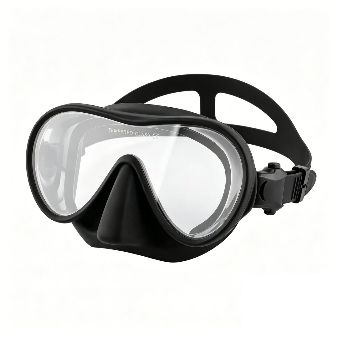 Diving mask with ergonomic design and wide field of vision Kalsten