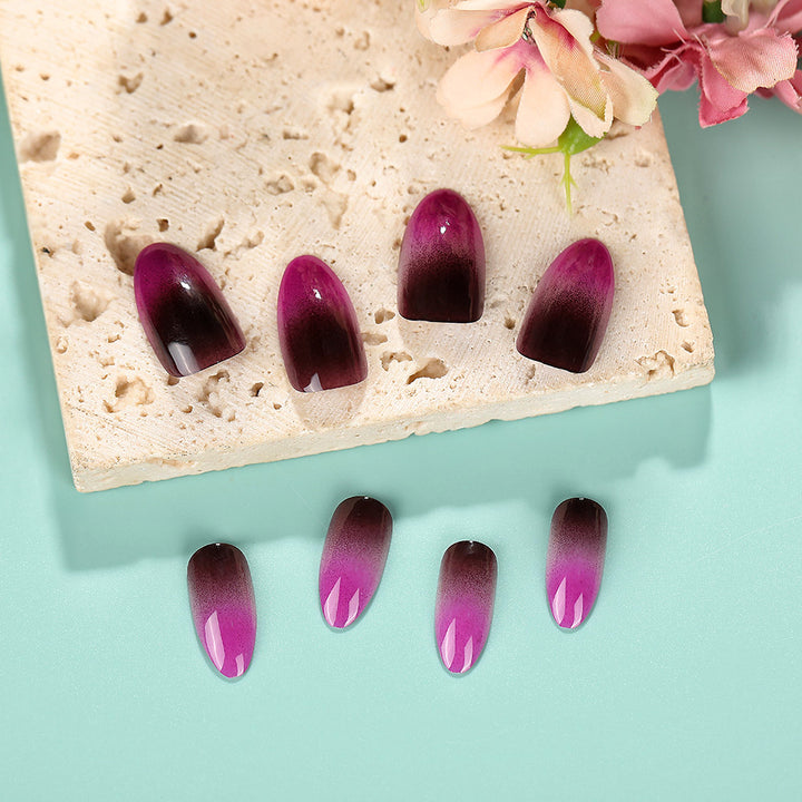 Artificial nails with modern ombre effect Kalsten