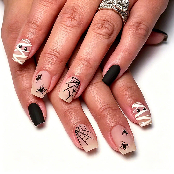 Halloween-Themed Nail Art Kit Kalsten