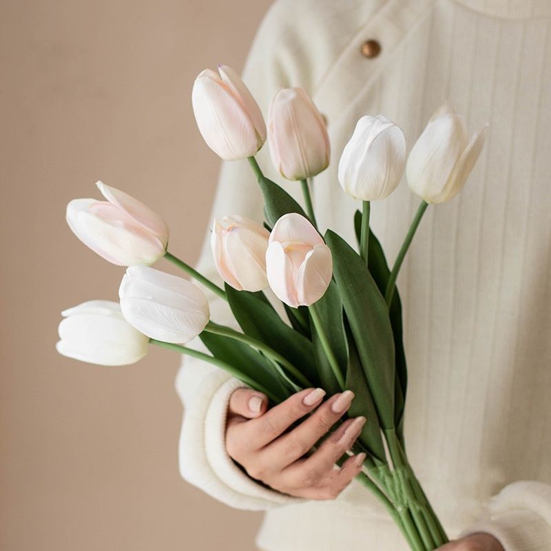 Elegant Decorative Flower Vase