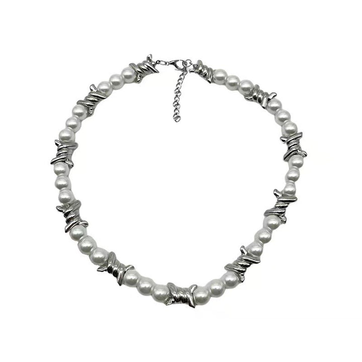 Delicate pearl necklace with filigree design Kalsten